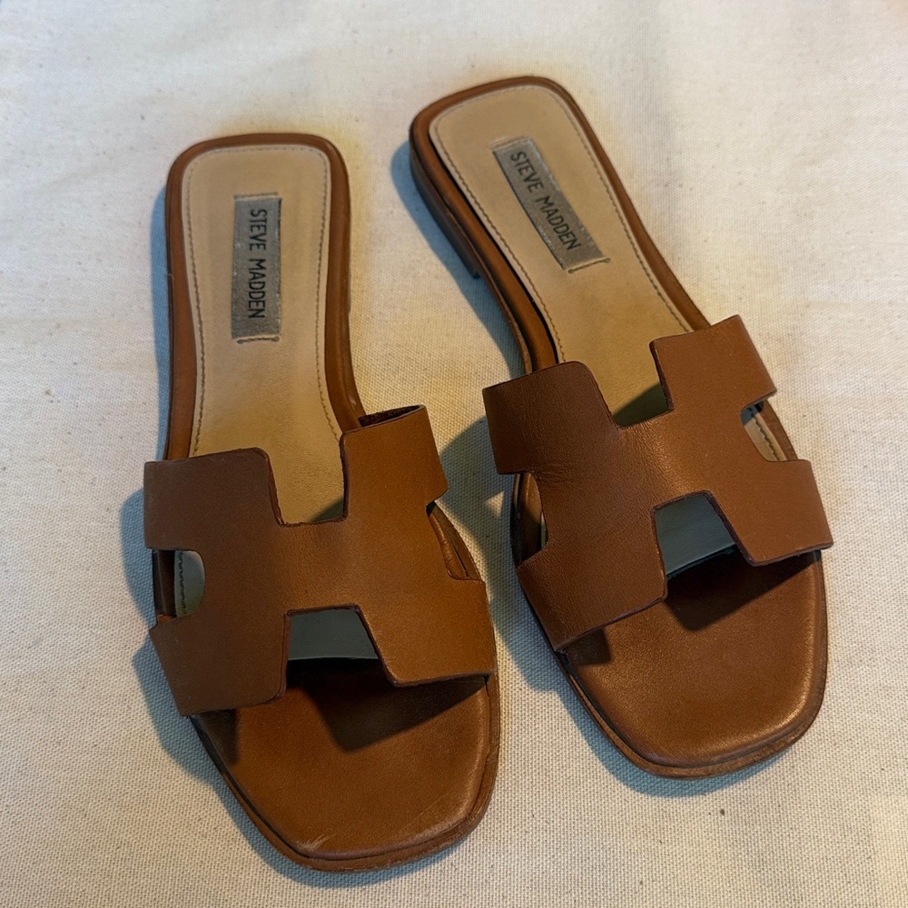 STEVE MADDEN “H” Slide Sandals in Cognac Brown Leather sz 7 - Picture 2 of 6